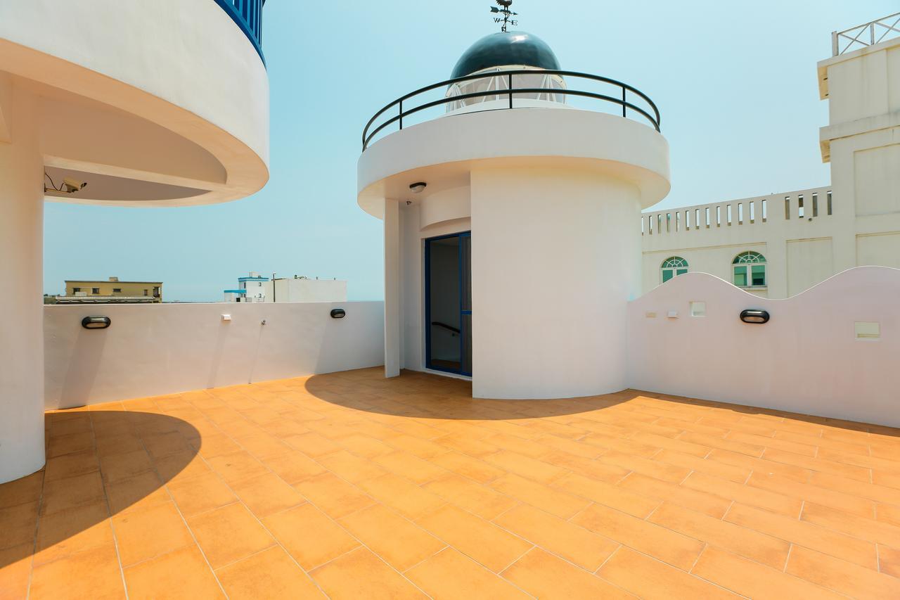 Travel Light House Bed & Breakfast Magong Exterior photo
