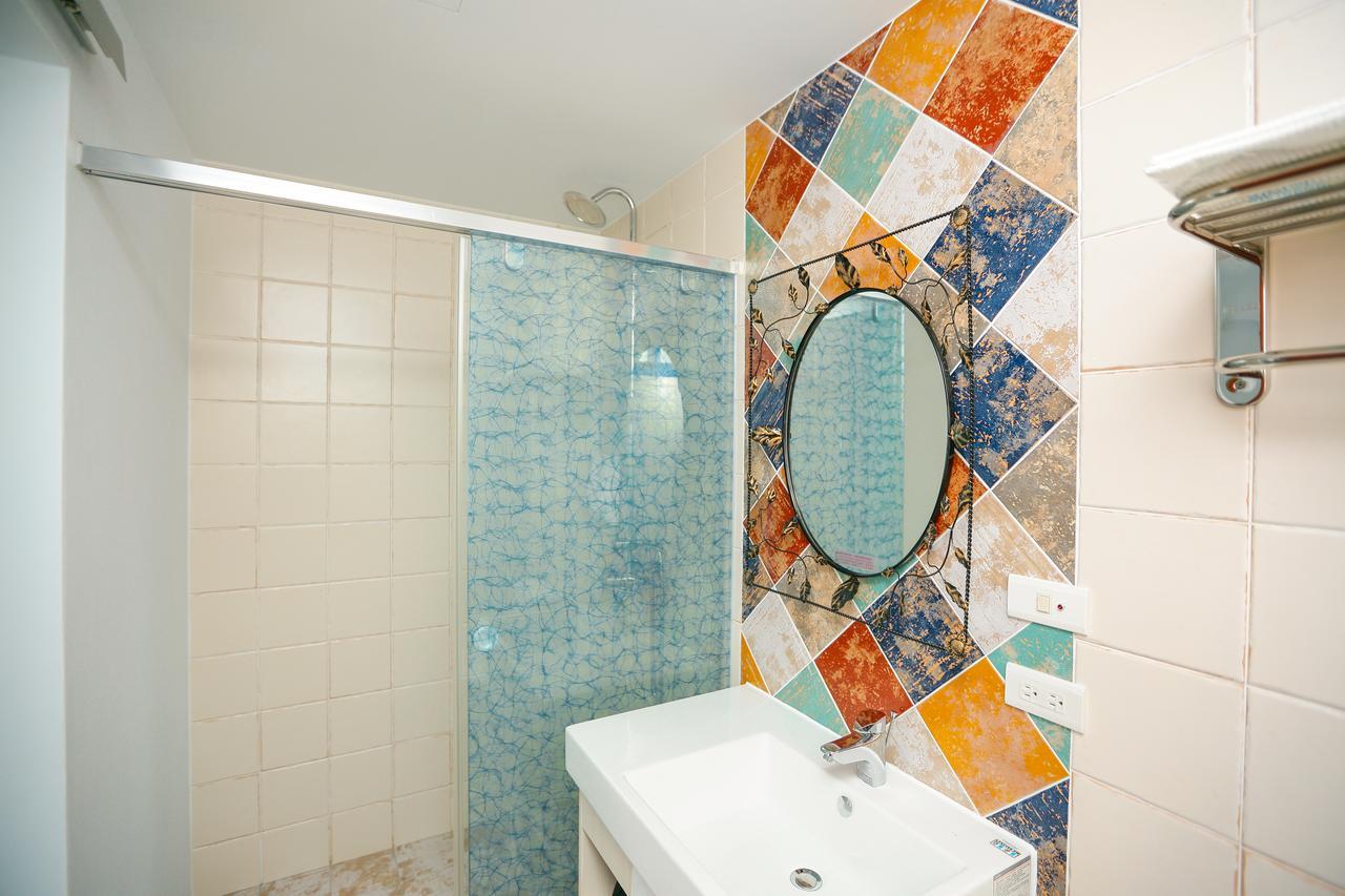 Travel Light House Bed & Breakfast Magong Exterior photo